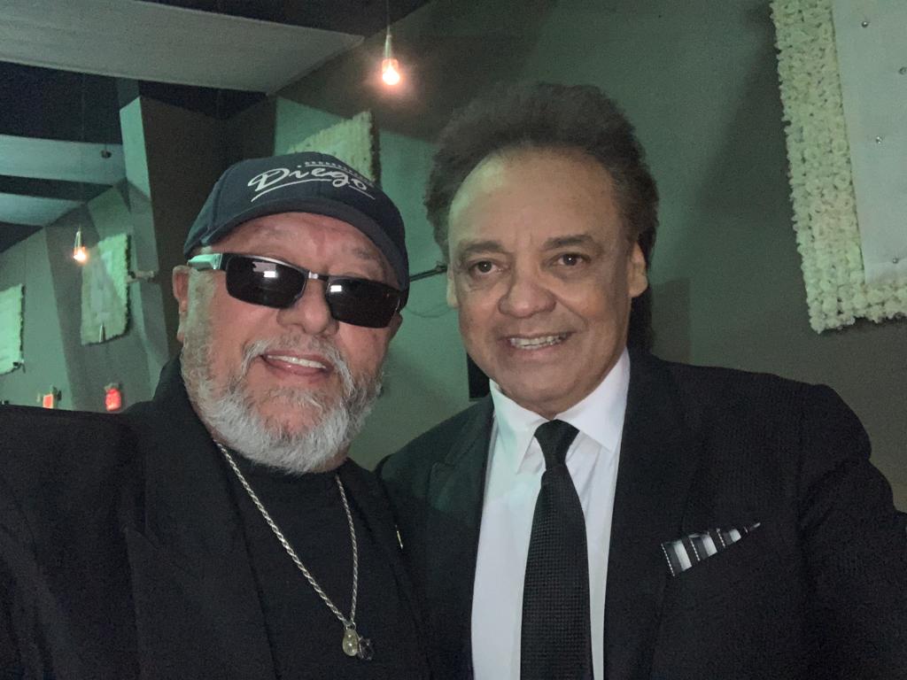 Con Nestor Daniel Cantante De Los Terrícolas