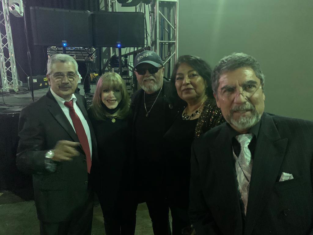 Con La Senora Yolanda Del Rio
